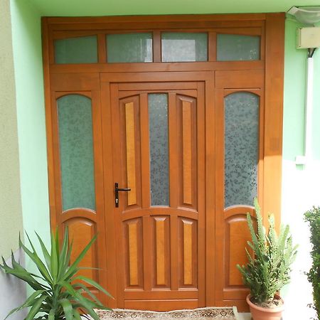 Nelly Guest House Sozopol Bagian luar foto