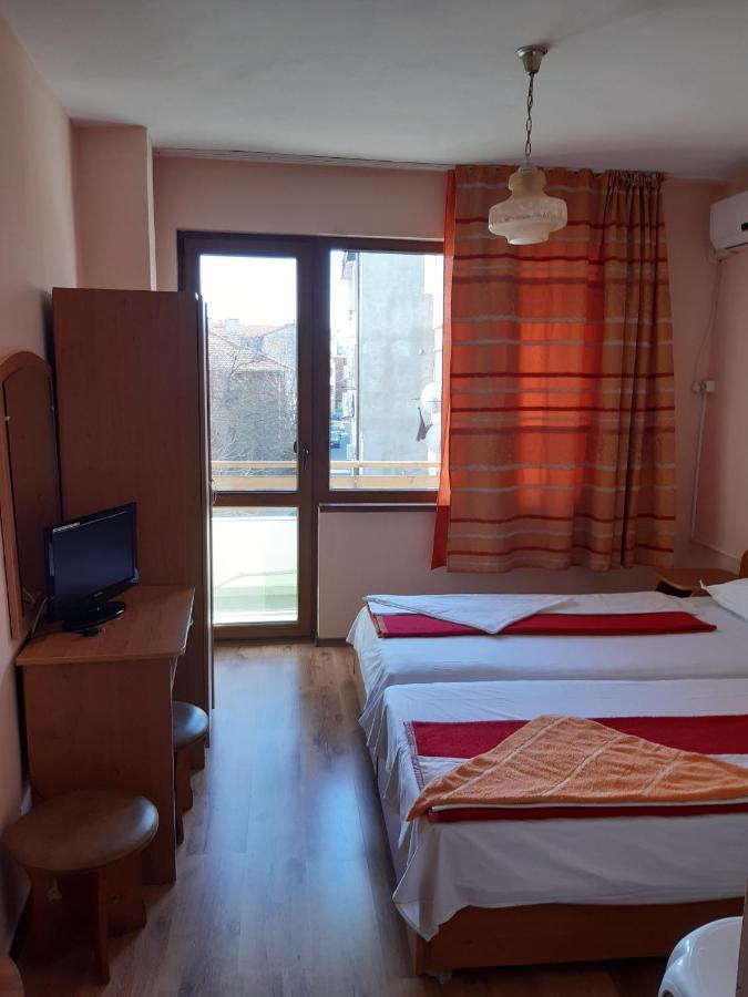 Nelly Guest House Sozopol Bagian luar foto