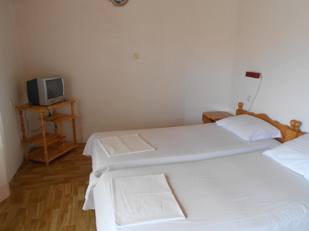 Nelly Guest House Sozopol Ruang foto