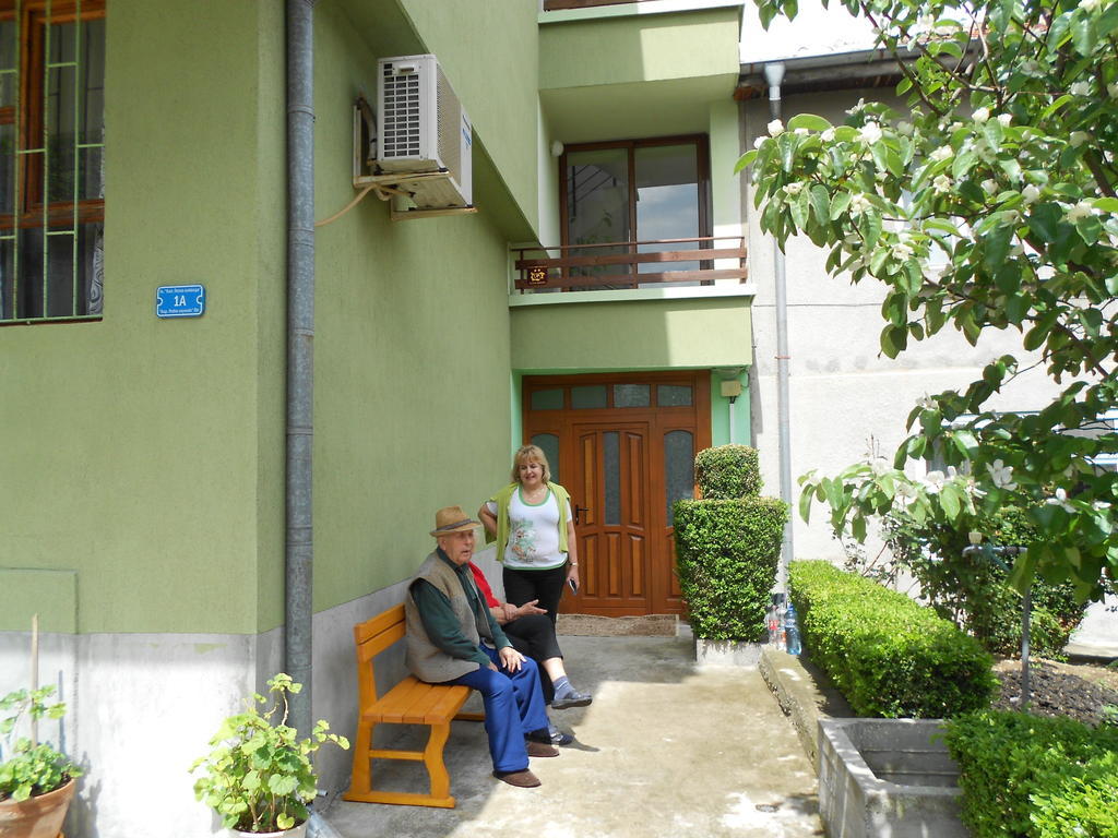 Nelly Guest House Sozopol Bagian luar foto